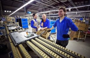 монтер в Польшу Вакансия teeal.pl