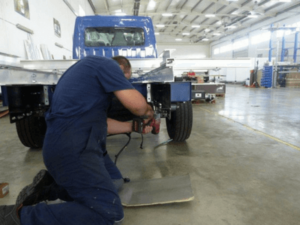 монтер автомобилей, работа в Польше teeal.pl