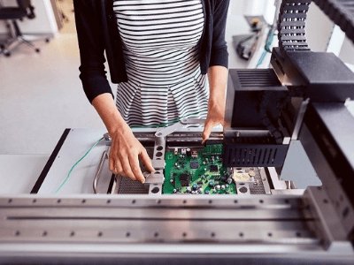 виробництва компонентів Для BMW, Volvo, Fiat, Opel. APTIV (DELPHI)