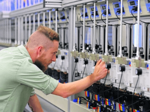 Оператор линии, APATOR