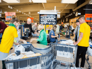 Викладення товару в магазинах LIDL