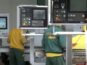 Produkcja mebli, OKMED