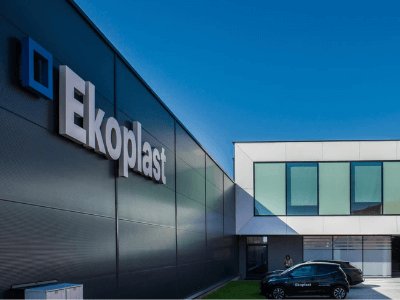 Работник на производстве окон с опытом, Ekoplast