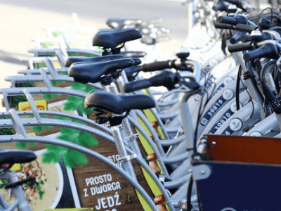 Упаковщик на производстве велосипедов, Dadelo