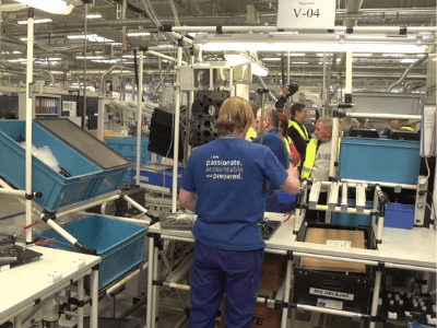 Обслуживание пресс-формировальнoи машины, HUTCHINSON ŁÓDŹ