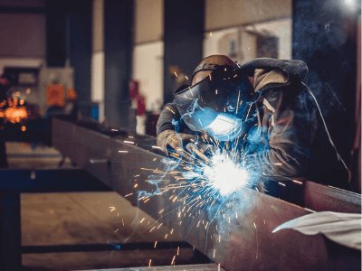 Сварщик MAG 135 в Чехию, HOFMANN WIZARD