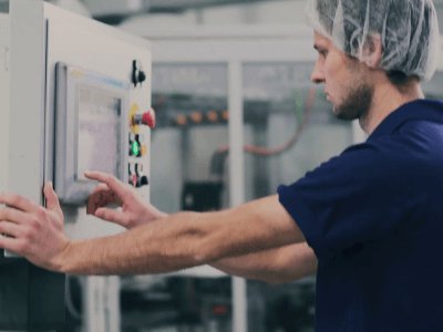 Produkcja pieluszek, maszyna pakująca, Ontex