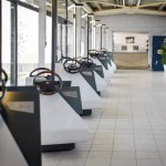 Работник на заводе, JOYSONQUIN AUTOMOTIVE