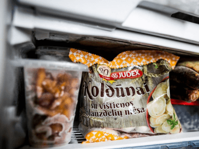 Фасування заморожених продуктів.