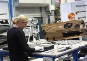 МЕГАТЕХ, производство мелких пластиковых элементов (обивка потолка, полки багажника, подлокотники)