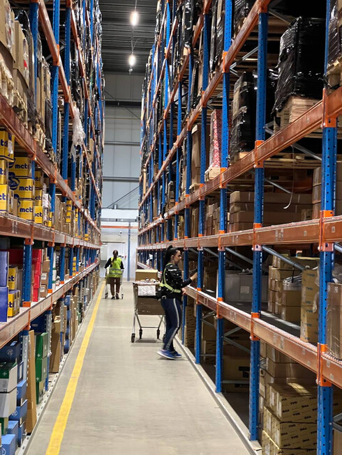 MOTOROL, m. Krakow Працівник складу запчастин та аксесуарів для авто