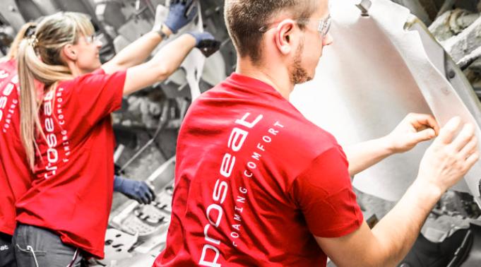 PROSEAT Працівник виробництва з виготовлення підголівників та підлокітників для авто м.Bielsko Biala