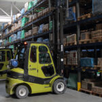 SURET склад готовой продукции и полуфабрикатов. Водитель погрузчика с UTD.