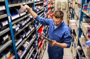 Склад автомобильных запчастей г.Wejherowo