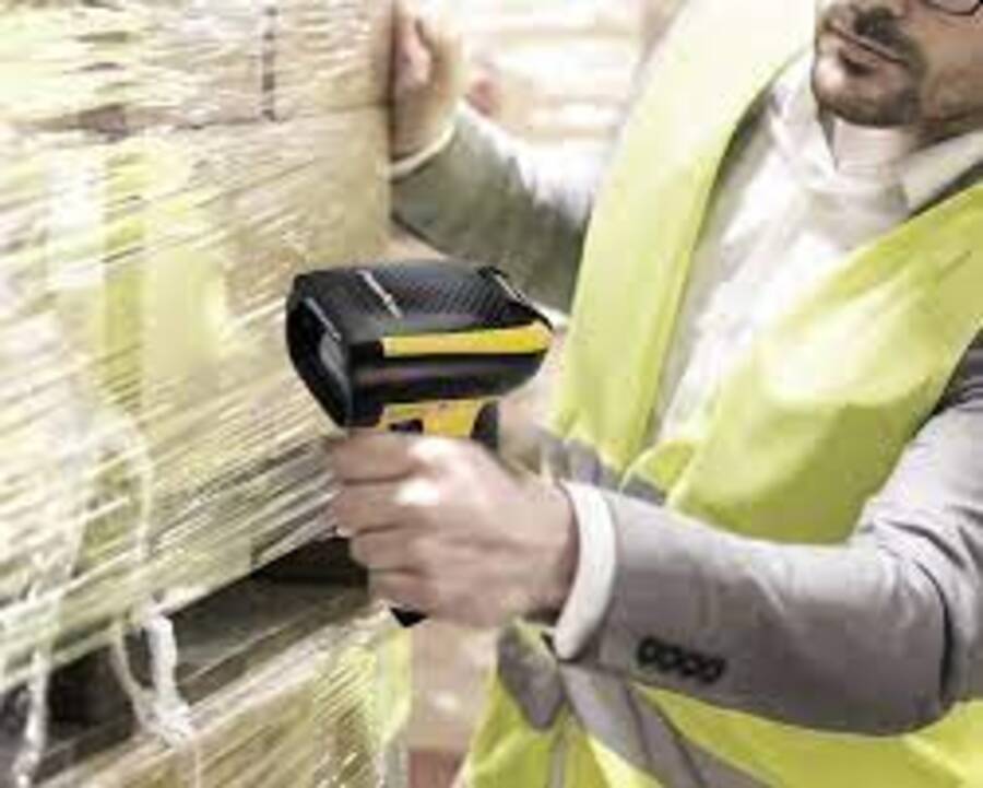 Fiege працівник складу інтернет-магазину