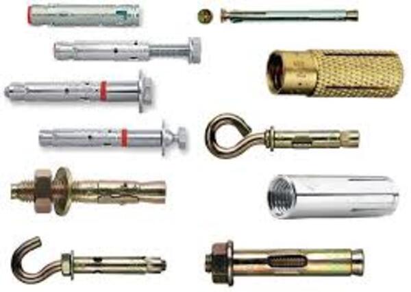 Wkręt-Met Pracownik produkcji sprzętu mocującego