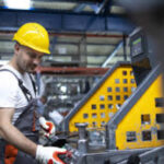 HMT Trzebnica Pracownik obróbki metali