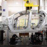 Працівник автозаводу (відділ термоформування)