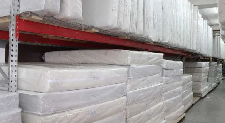 Mosina Работник склада мебели