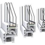 Aluplast Poznań Pracownik przy produkcji systemów okiennych z PVC