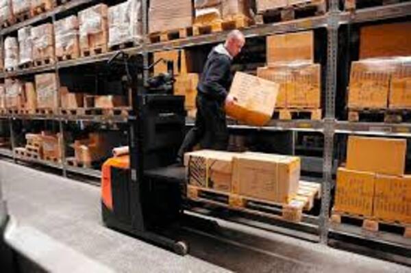 Працівник на комплектацію замовлень