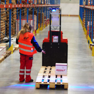 DR. SCHUMACHER Работник склада